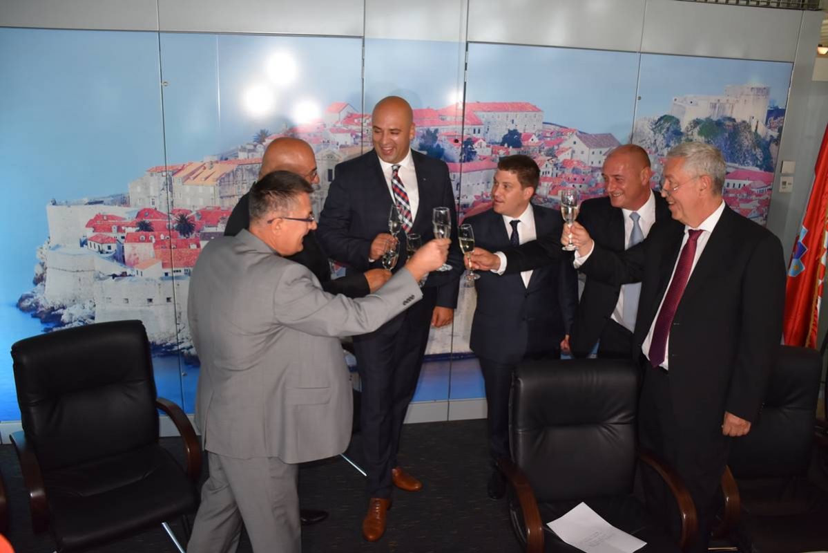 zracna luka aerodrom ugovor 070917 1