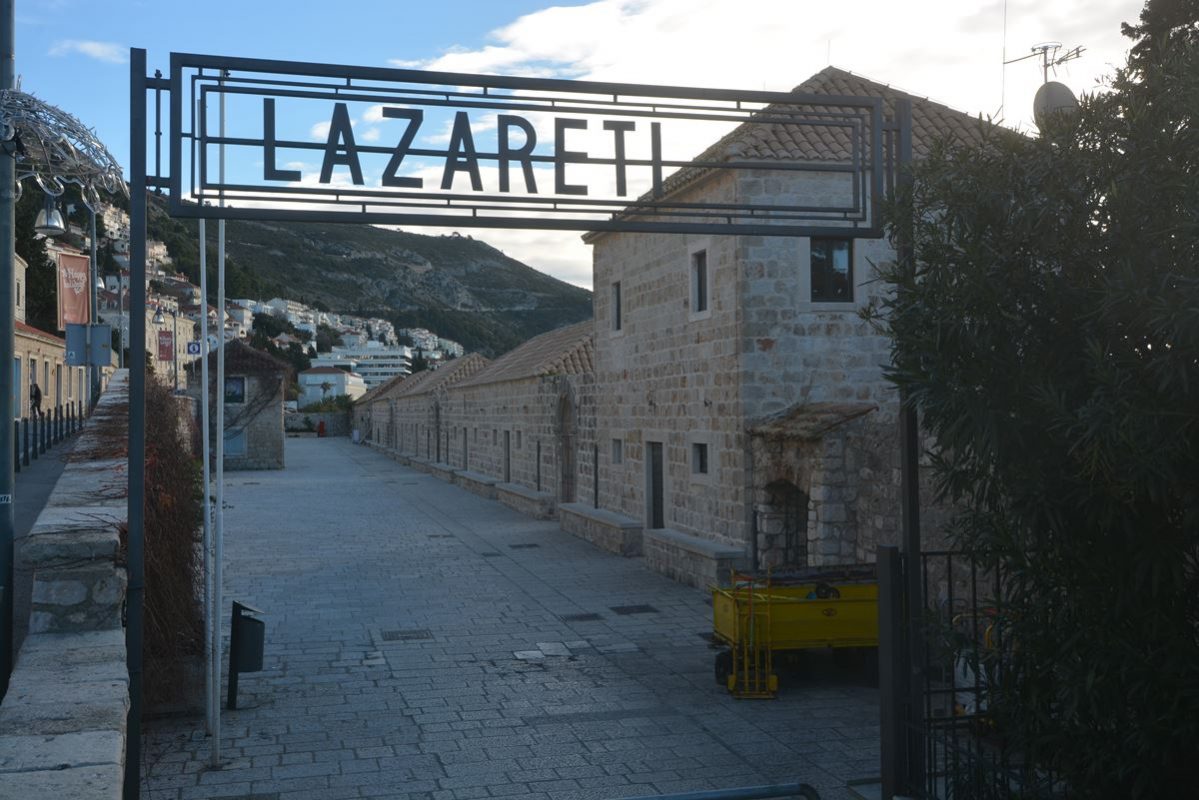 LAZARETI164