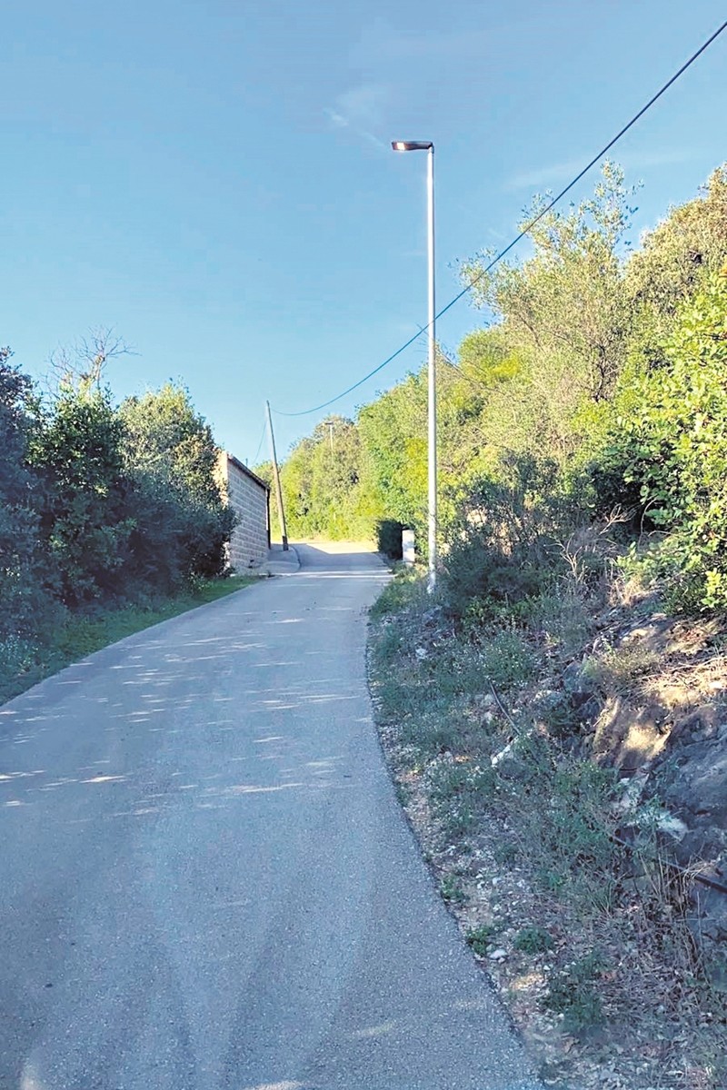 Pakljena sipan