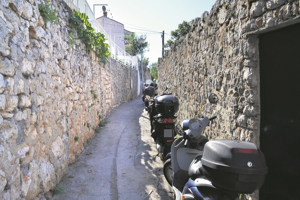 dir gornji kono 132