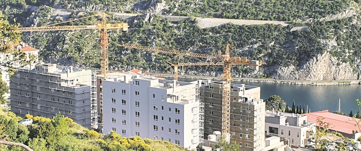 c Dubrovacka stanogradnja