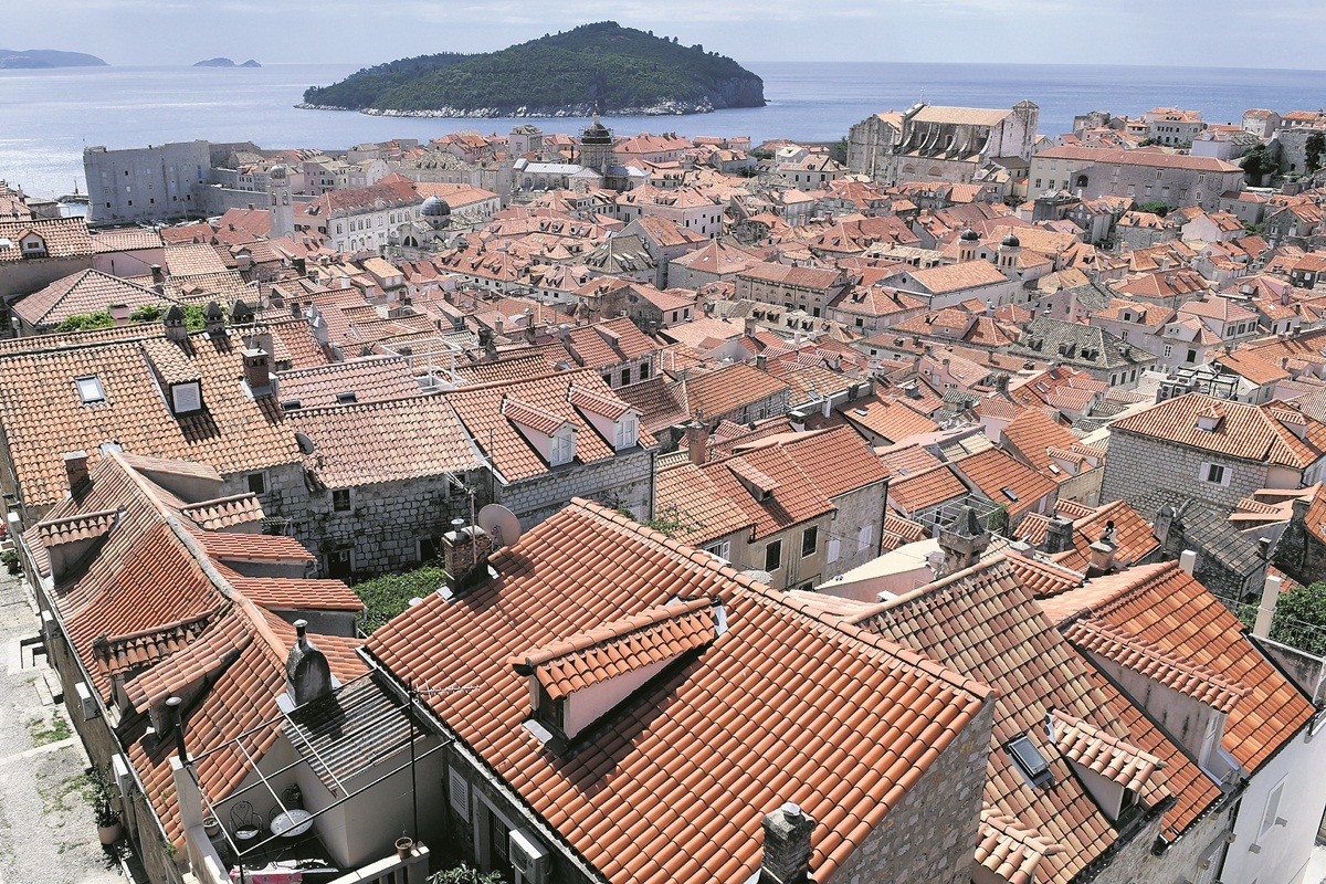 GRAD KROVOVI lokrum peline02